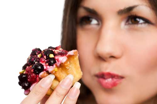 lady chewing food slowly