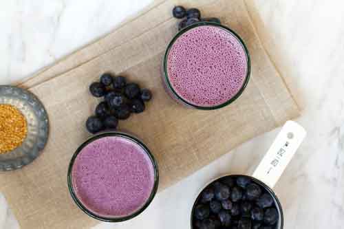blueberry banana almond butter smoothie