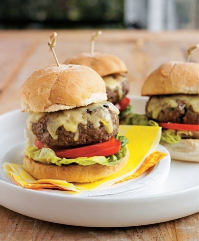 grilled cheeseburgers with lettuce tomato and melted cheddar