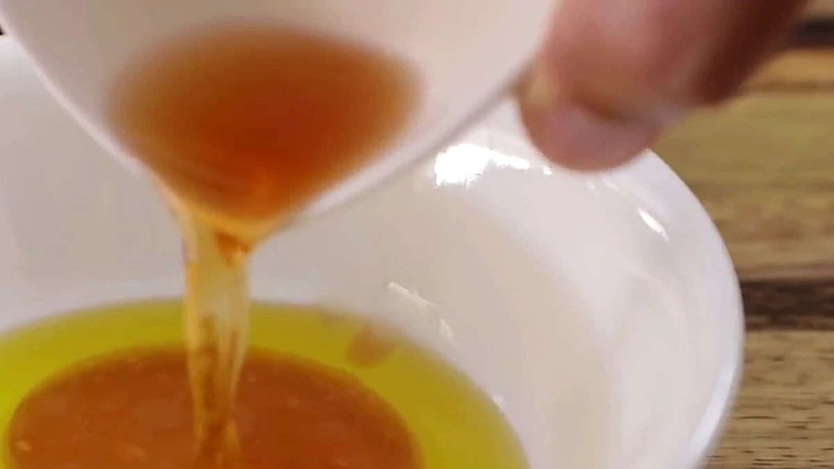 Vinegar added to the olive oil