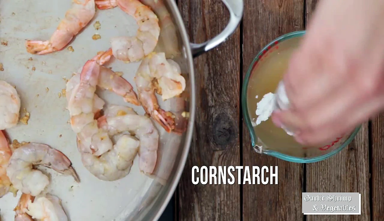 Cornstarch added to chicken broth