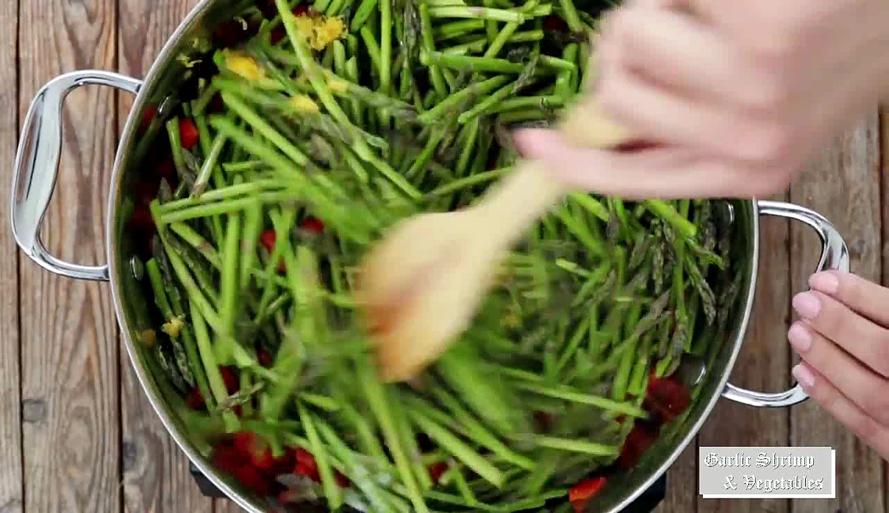 Salt added to asparagus and peppers